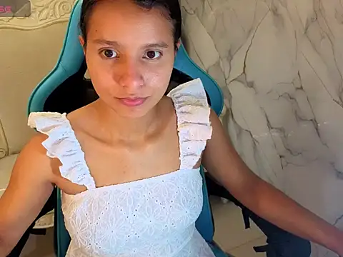 Snapshot of Cataleya23_a chatting on 06.16.26 Cataleya23 a online show from 06.16.26