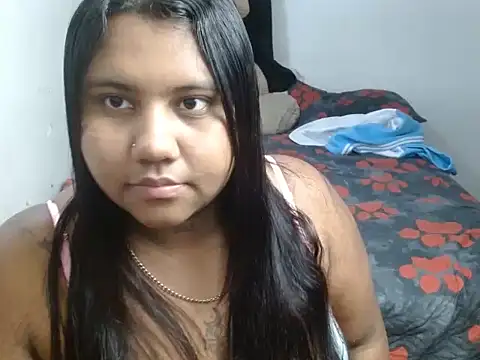 Snapshot of naomyandpablot chatting on 03.05.26 naomyandpablot online show from 03.05.26