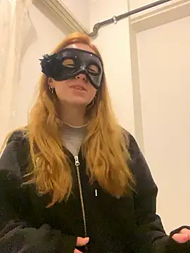 Snapshot of seluna_baby chatting on 02.24.26 seluna baby online show from 02.24.26