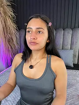 Nanda vixen  online show from 04.18.26