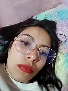 Ariana Castillo   online show from 02.21.26