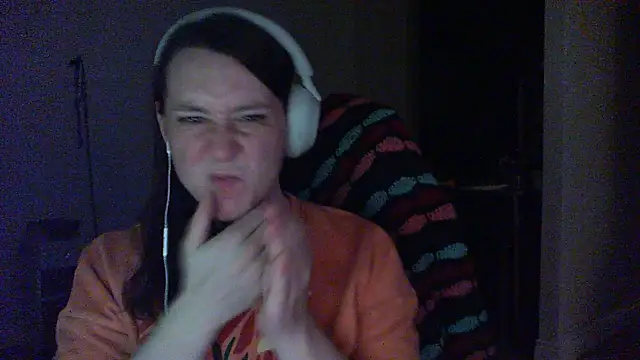 Snapshot of SpaceyLacey chatting on 02.24.26 SpaceyLacey online show from 02.24.26