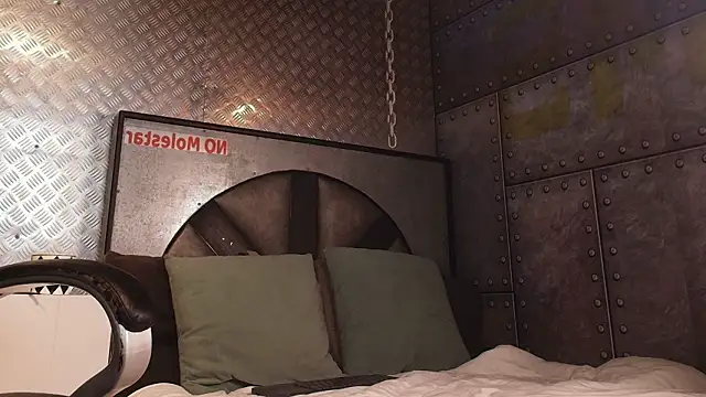 ItsZairen online show from 02.12.26