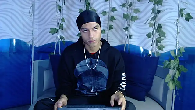 ItsZairen online show from 03.16.26