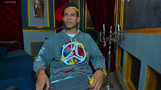 ItsZairen online show from 03.17.26