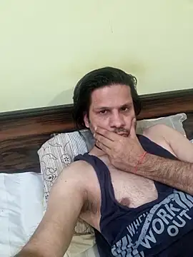 Snapshot of papacitoji chatting on 03.22.26 papacitoji online show from 03.22.26