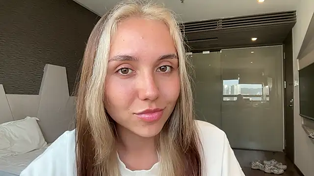 evochka online show from 02.15.26