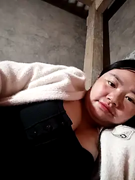 Snapshot of lisn-cute chatting on 03.03.26 lisn-cute online show from 03.03.26