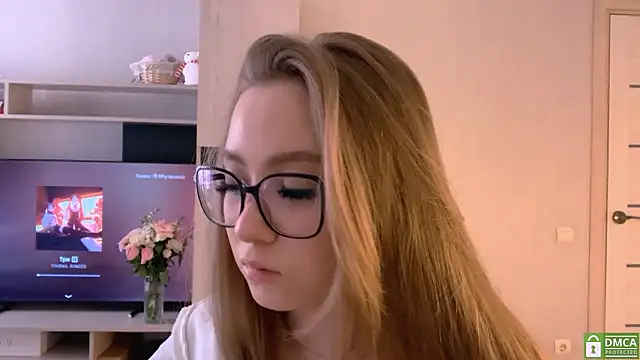 Fayalotyncute online show from 02.28.26