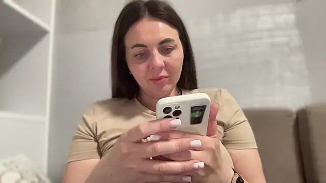 Darsy Rox online show from 04.17.26