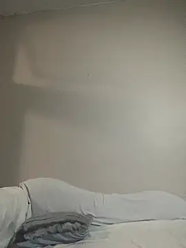 kentrella04 online show from 02.18.26