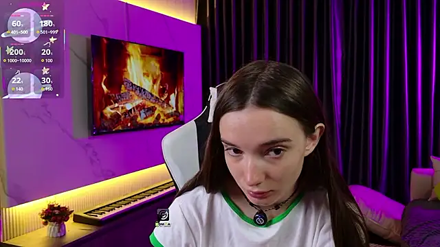 AnnyShore online show from 03.06.26