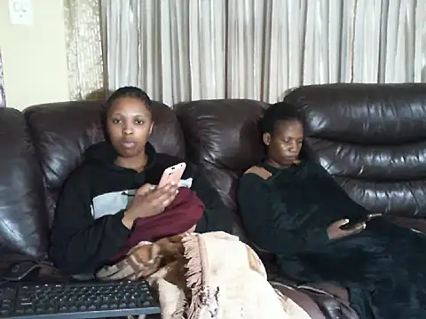 Caramel-Diva online show from 04.13.26