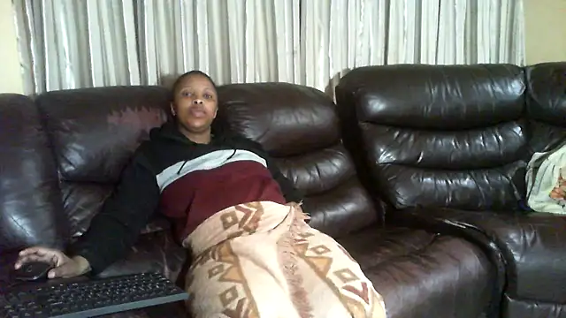 Caramel-Diva online show from 04.17.26