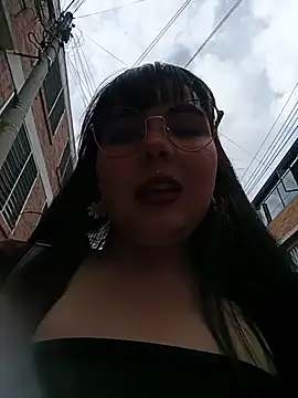 Yulska online show from 04.18.26