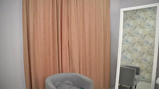 Snapshot of CharaVaz chatting on 02.11.26 CharaVaz online show from 02.11.26