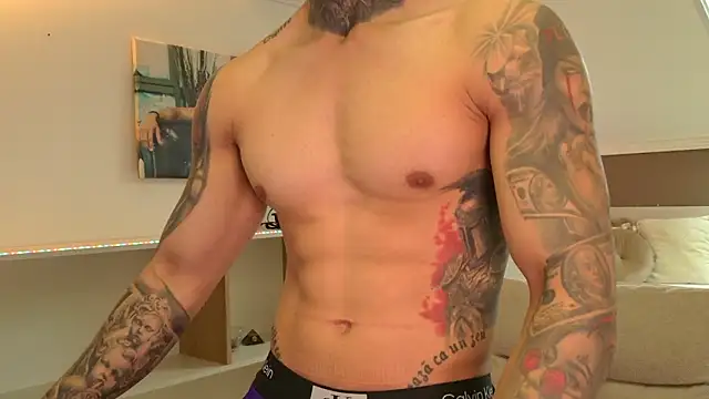 Snapshot of TristanGrey chatting on 02.11.26 TristanGrey online show from 02.11.26