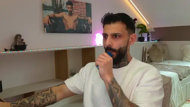 Snapshot of TristanGrey chatting on 02.15.26 TristanGrey online show from 02.15.26