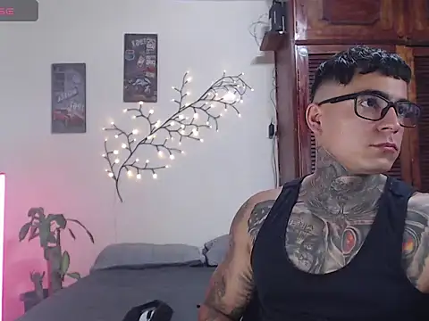 maxstrom111 online show from 03.17.26