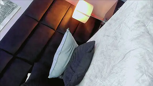 Daniiela Foxx online show from 03.13.26