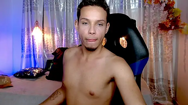 Snapshot of Gael_zambrano chatting on 02.14.26 Gael zambrano online show from 02.14.26