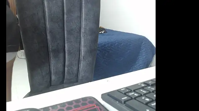 Snapshot of britan69 chatting on 02.24.26 britan69 online show from 02.24.26