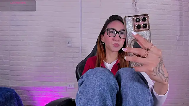 Sara Love 1 online show from 03.26.26