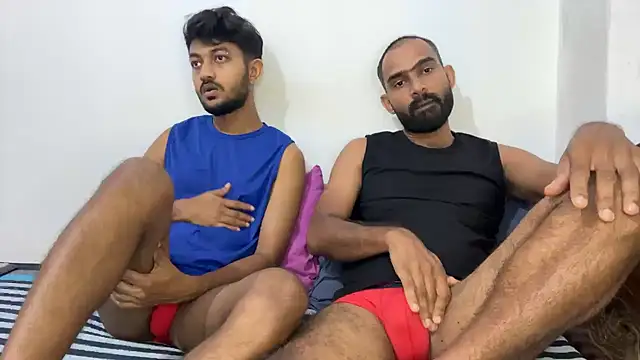 Snapshot of DesiDaddyandSon chatting on 06.03.26 DesiDaddyandSon online show from 06.03.26