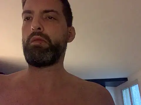 Snapshot of daddyffpig chatting on 02.16.26 daddyffpig online show from 02.16.26