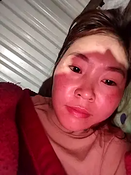 Snapshot of Yiyoongg chatting on 02.12.26 Yiyoongg online show from 02.12.26