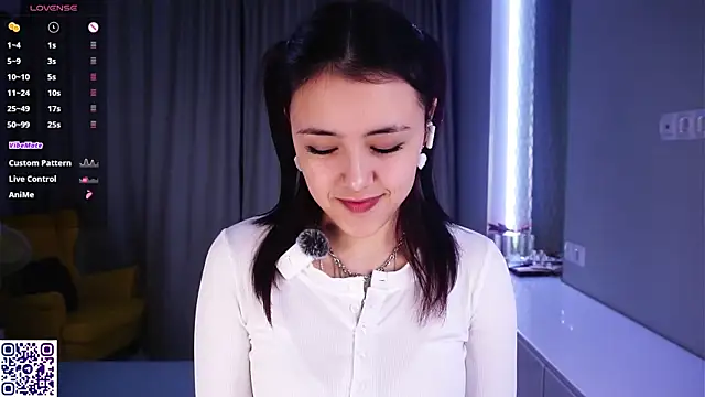 Snapshot of VerlieChahal chatting on 02.13.26 VerlieChahal online show from 02.13.26