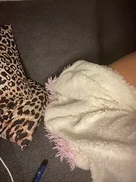 Snapshot of little_dreamer_ chatting on 03.15.26 little dreamer online show from 03.15.26