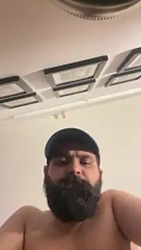 Snapshot of beerboy2222 chatting on 03.26.26 beerboy2222 online show from 03.26.26