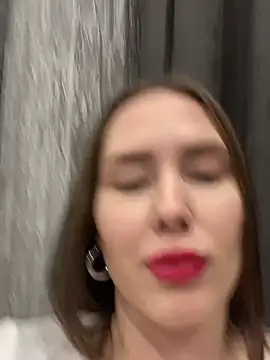Snapshot of Arielle_Vade chatting on 04.28.26 Arielle Vade online show from 04.28.26