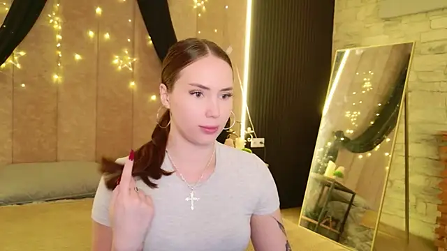 Snapshot of Arielle_Vade chatting on 05.15.26 Arielle Vade online show from 05.15.26