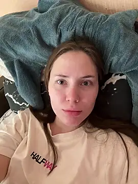 Snapshot of Arielle_Vade chatting on 05.23.26 Arielle Vade online show from 05.23.26