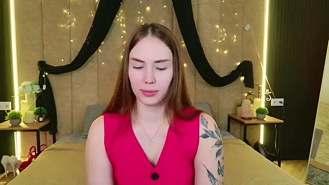 Snapshot of Arielle_Vade chatting on 05.25.26 Arielle Vade online show from 05.25.26