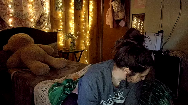 VelvetBrunetteXo online show from 03.18.26