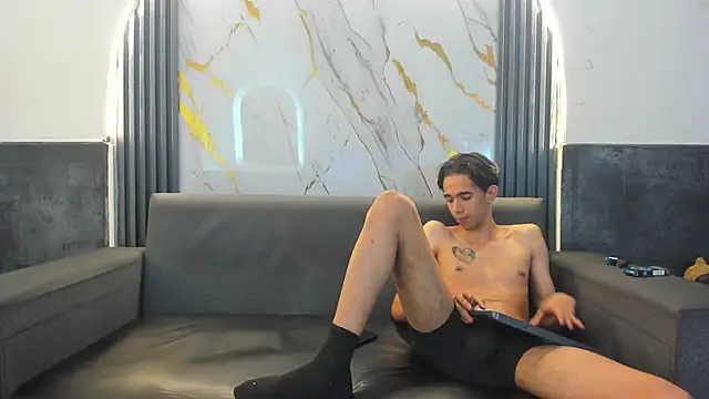 Isaak 26 online show from 03.13.26