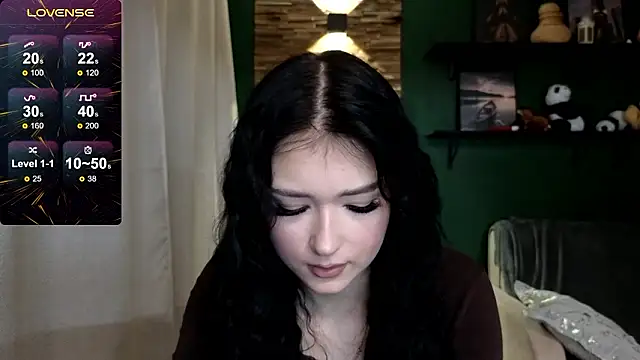 Whitney11 1131 online show from 03.04.26