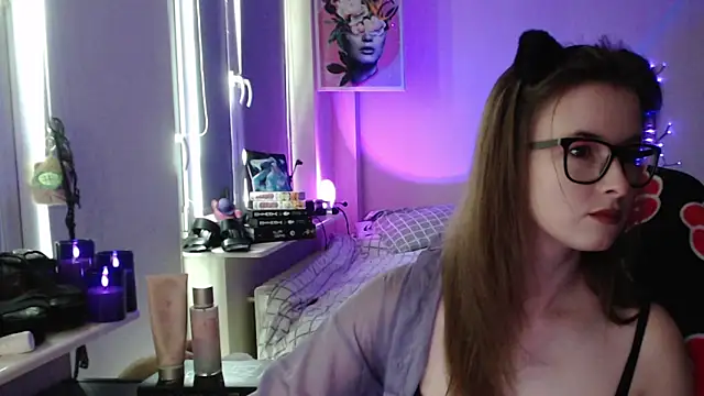 LunaXcherry online show from 05.07.26