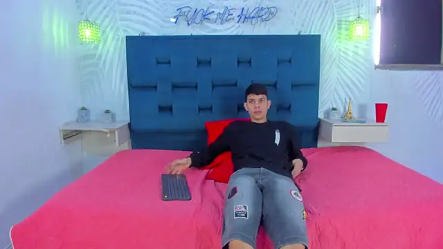 Adventurous Boys online show from 02.20.26