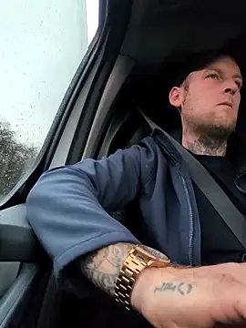 Snapshot of dave32000 chatting on 02.27.26 dave32000 online show from 02.27.26