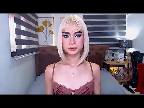 Snapshot of JuicyCockThea chatting on 07.02.26 JuicyCockThea online show from 07.02.26