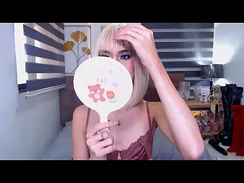 Snapshot of JuicyCockThea chatting on 07.03.26 JuicyCockThea online show from 07.03.26