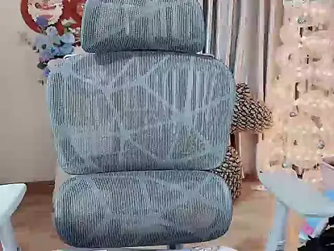 Agnelyn    online show from 04.24.26