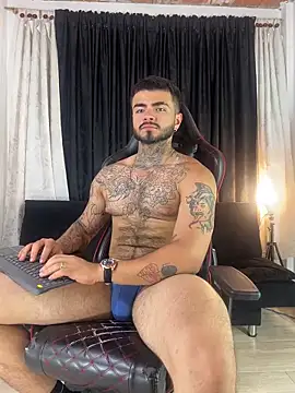 Snapshot of Benjii_Carter1 chatting on 03.04.26 Benjii Carter1 online show from 03.04.26