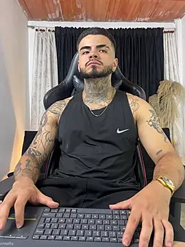 Benjii Carter1 online show from 04.14.26