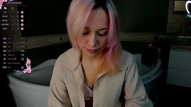 EmilyTrase online show from 04.19.26