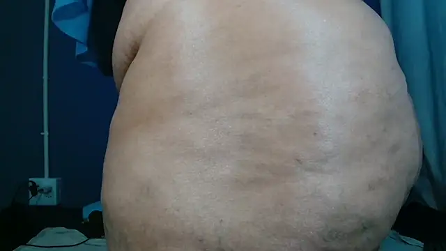 Sweet-Bella17 online show from 04.19.26